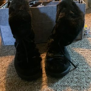 Espirit winola faux fur boots. Size 6. Like new!